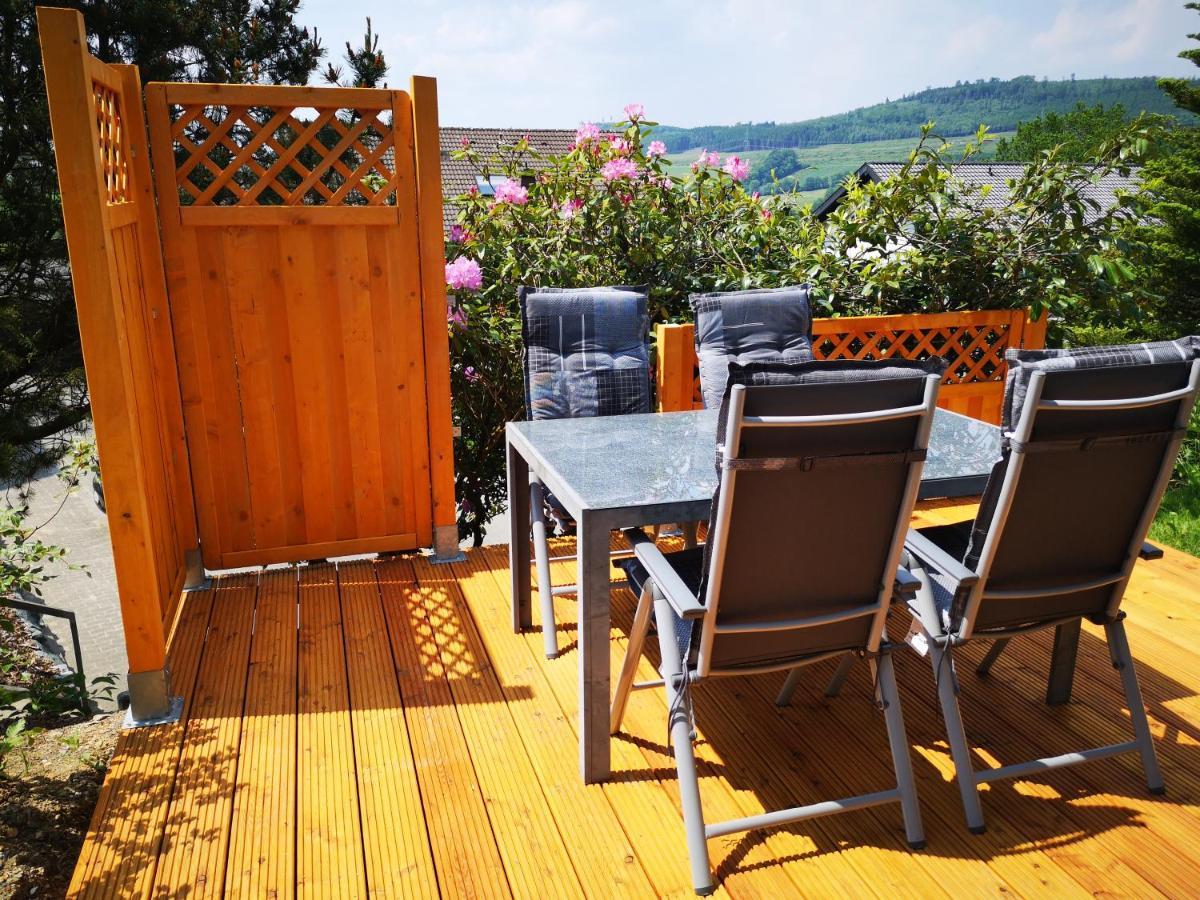 Ferienwohnung "Am Kreuzfelsen" Bestwig Exterior foto